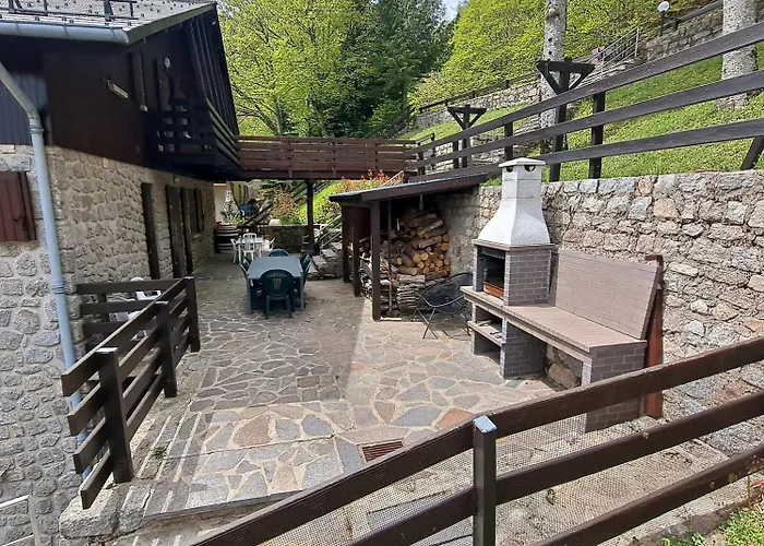 Au Mont-lozere - Chantegrive Pourcharesse